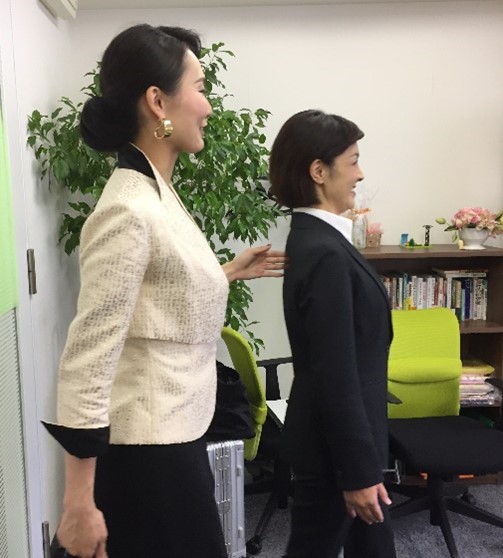 アクシアクリエイションマナー接客セミナー　エステ・マッサージサロン